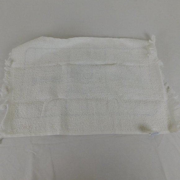 Portland Winterhawks Collectible Towel 14690 News Channel 8 White Black 18 x 11 - Picture 6 of 7